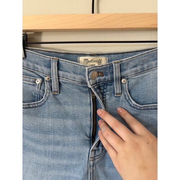Madewell the Perfect Vintage Mom Jeans Petite Distressed High-Rise Stretch Denim - Picture 5 of 12